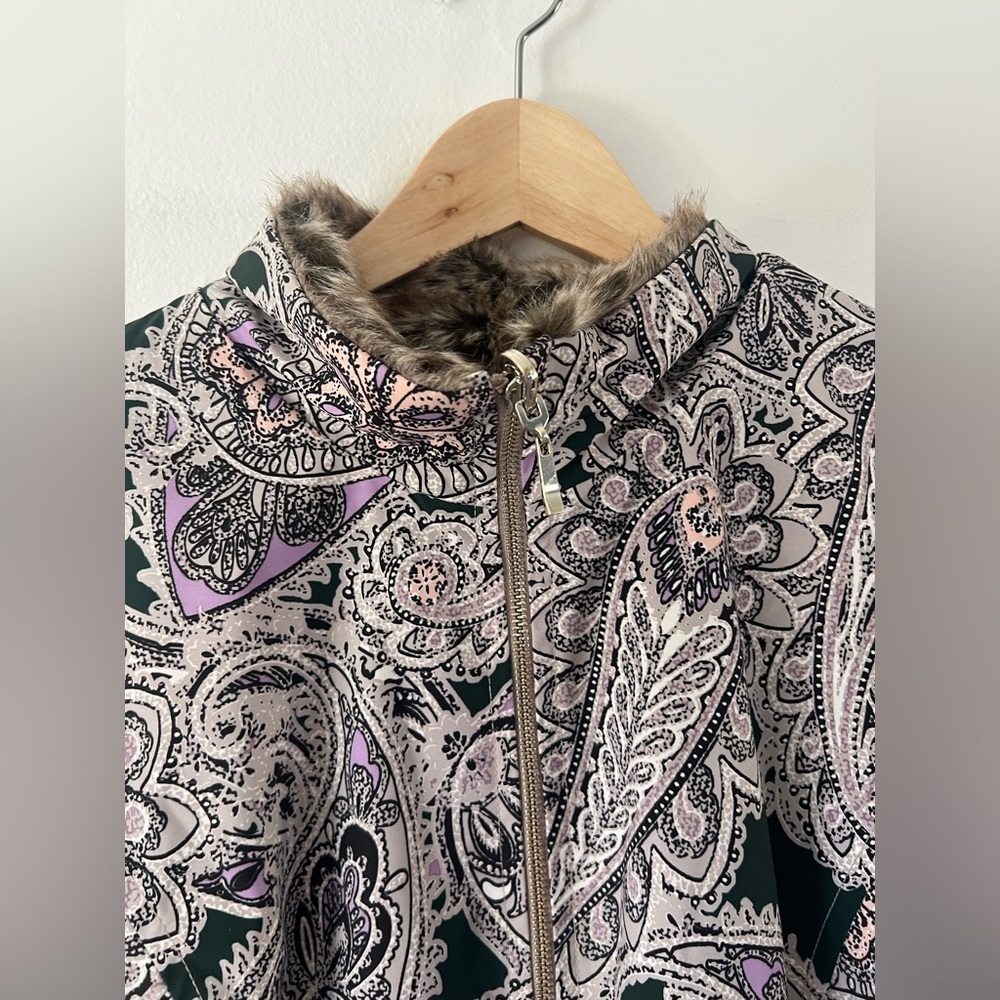Chico’s Reversible Faux Fur Paisley Full-Zip Jacket Size 12/14 NWT - Picture 7 of 16